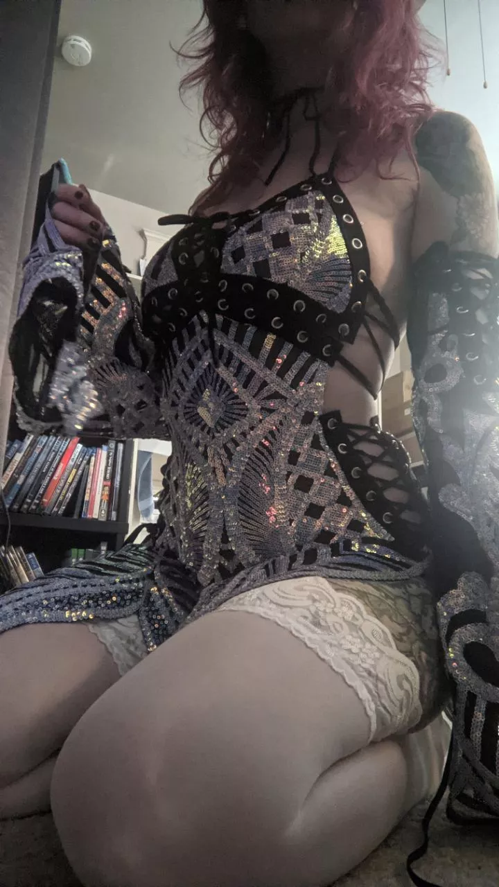 My disco lemonade dress arrived and I'm obsessed posted by TheIncognitoFawn