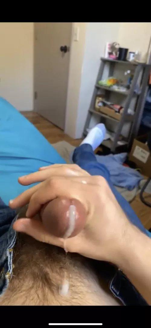 My evening leak by Sorry_Slice_1470