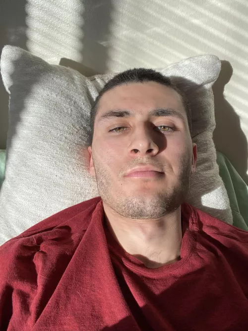 My eyes are almost always brownish but the light hit just right :) by Zealousideal-Lead-80