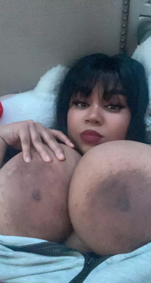 my eyes look good here >> by kawaiikam2