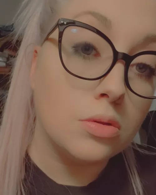 My face while you fuck me. by xoxosnowskin