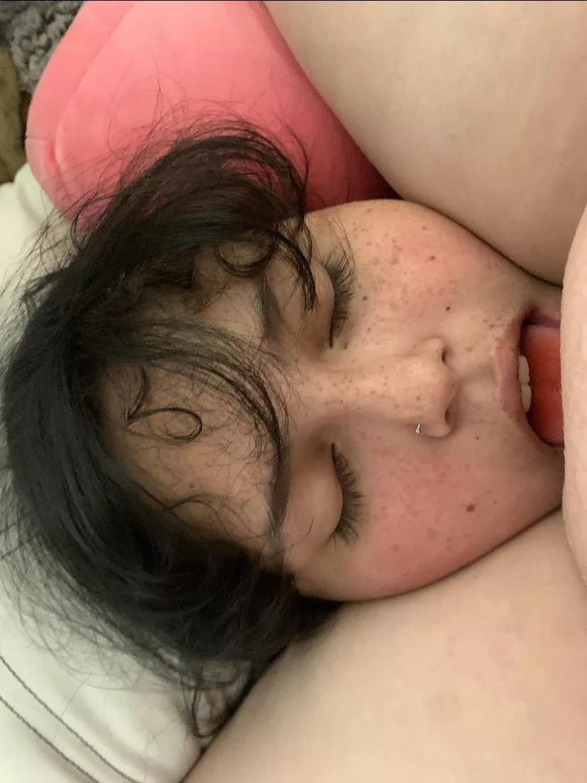 My fav seat, on my gfs face posted by depressingmftoad