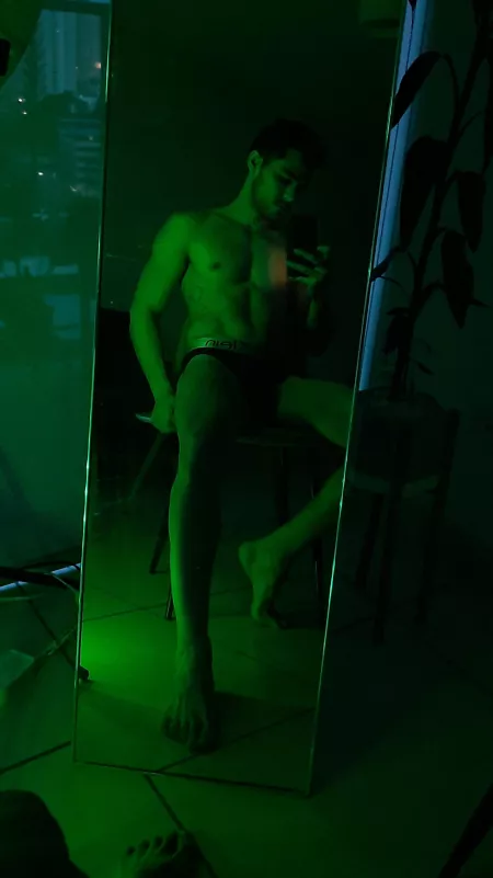 My favorite color 🟢😊 by leito_9211