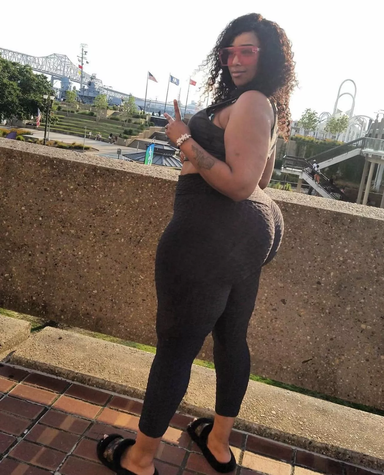 My favorite Milf posted by Mamidr2