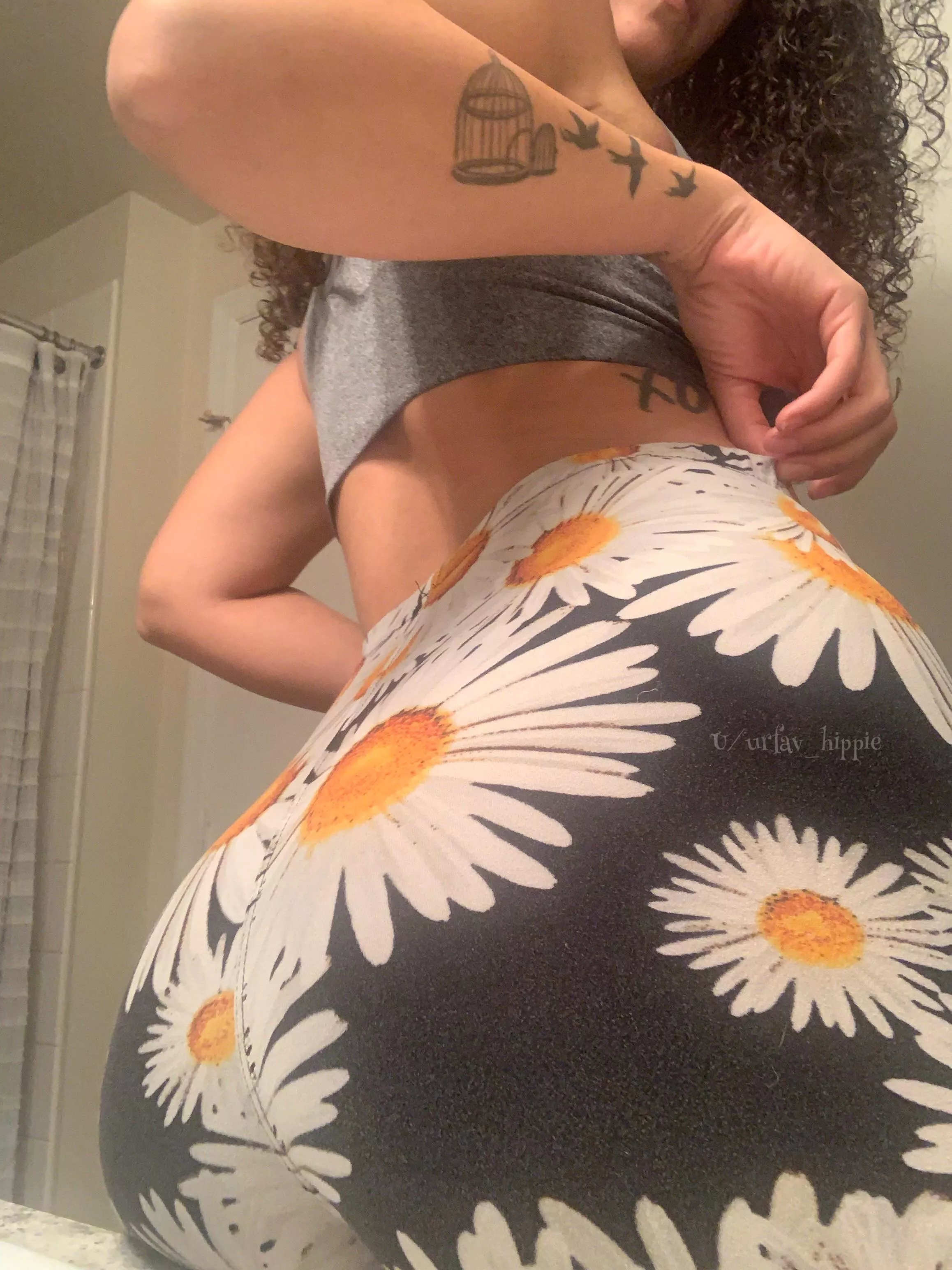 My favorite pair 🌻 posted by Urfav_hippie