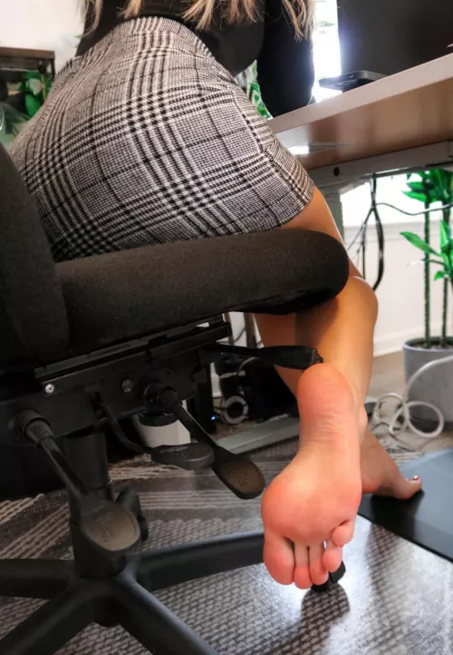 my favorite part about WFH is that i get to be barefoot all day 😇 by erikas_feet