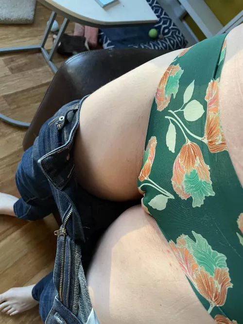 My favorite toe - hope you like it 🥰 by Curious_Contact2002