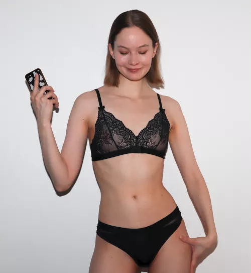 My favourite bralette. I lost the panties unfortunately [f] by sophiaemilia