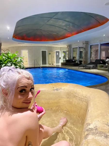 My favourite public bath house to play in! [F] by Silly_Western2819