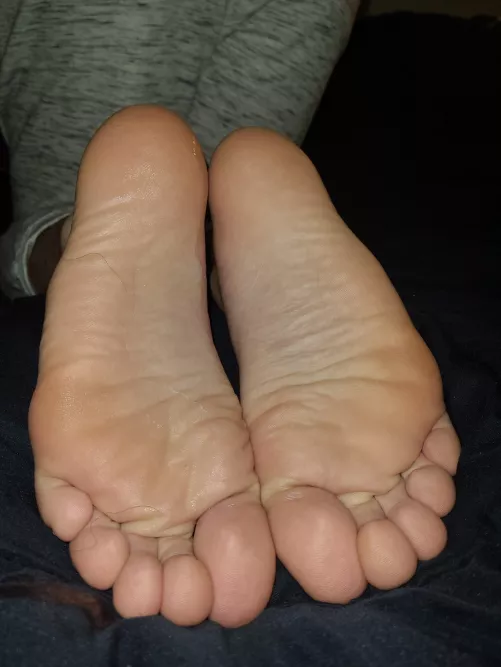 My feet have finally been fucked by Ksmith68