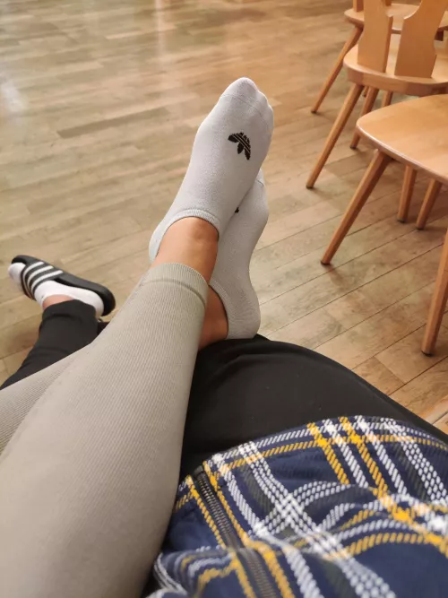 My feet hurt... can you massage them. If you do fine you can make whatever you want with them by rndysen