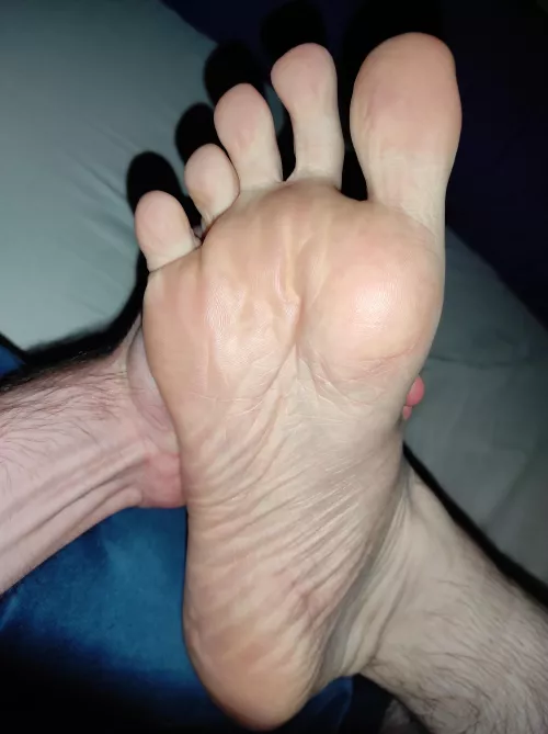 My feet may look soft, but they're cold. Will you warm them up? by TheMoonSwimmer