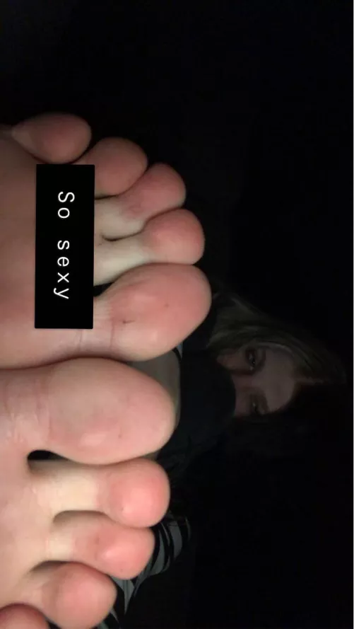 My feet, your tongue. by GhastlyRaven