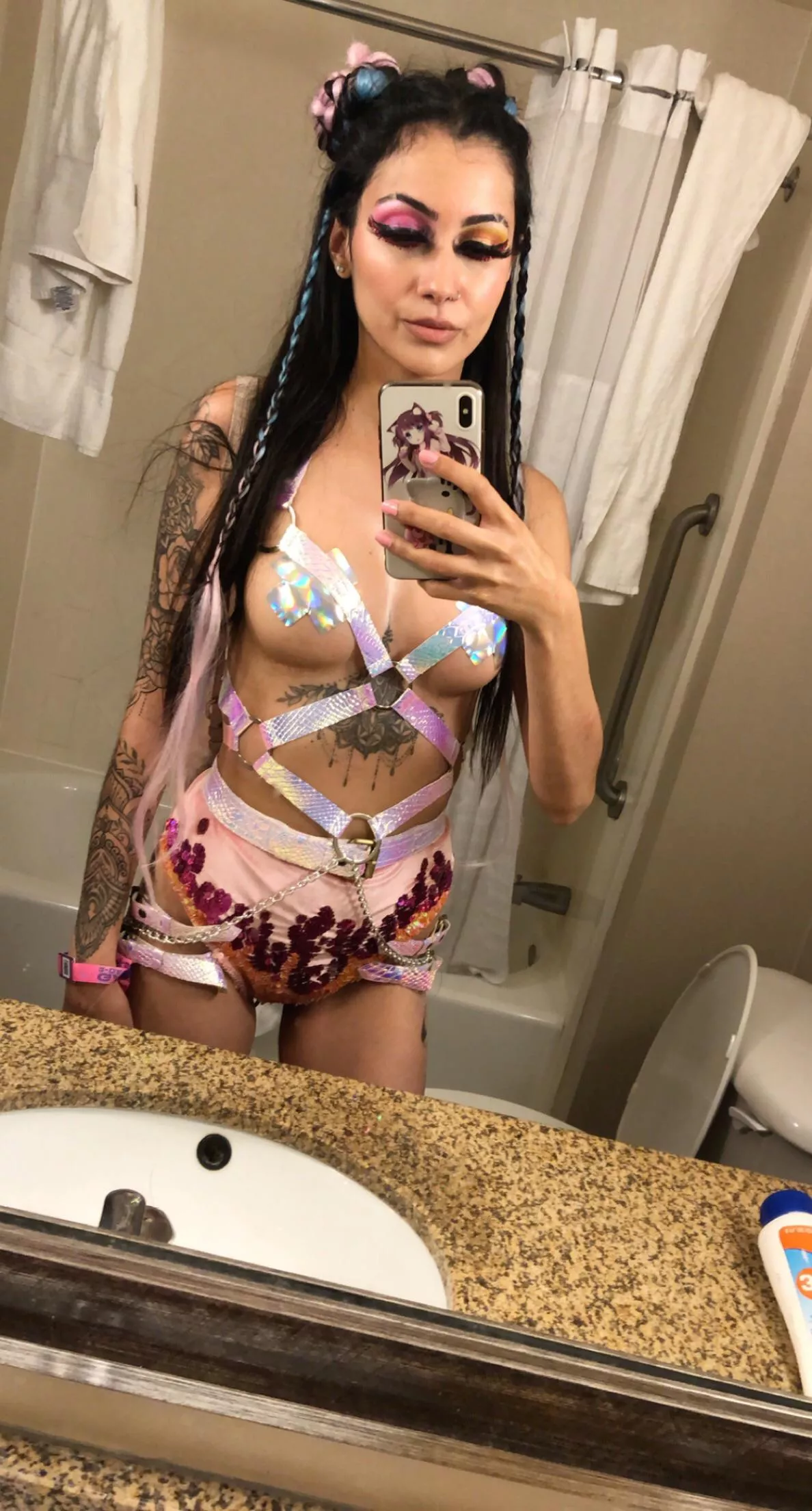 my festival fit💖 posted by emmaarayray