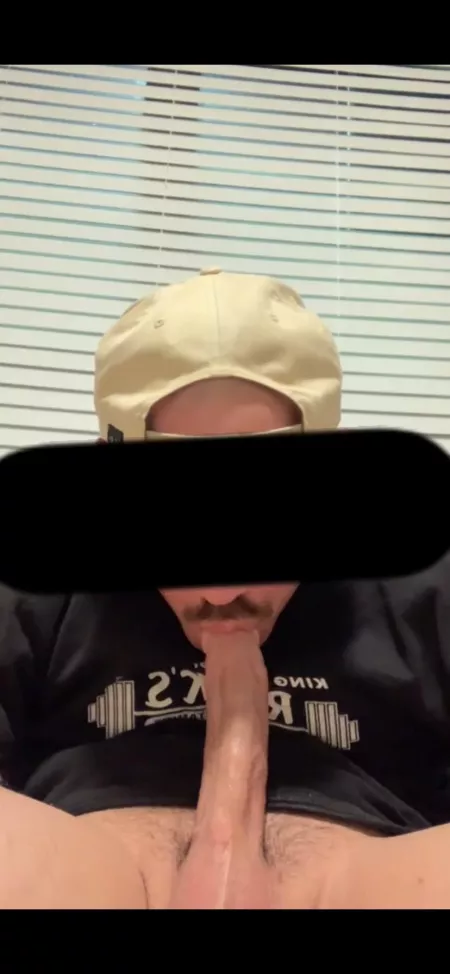 My fetish is tag teaming myself with women. by Tribe030