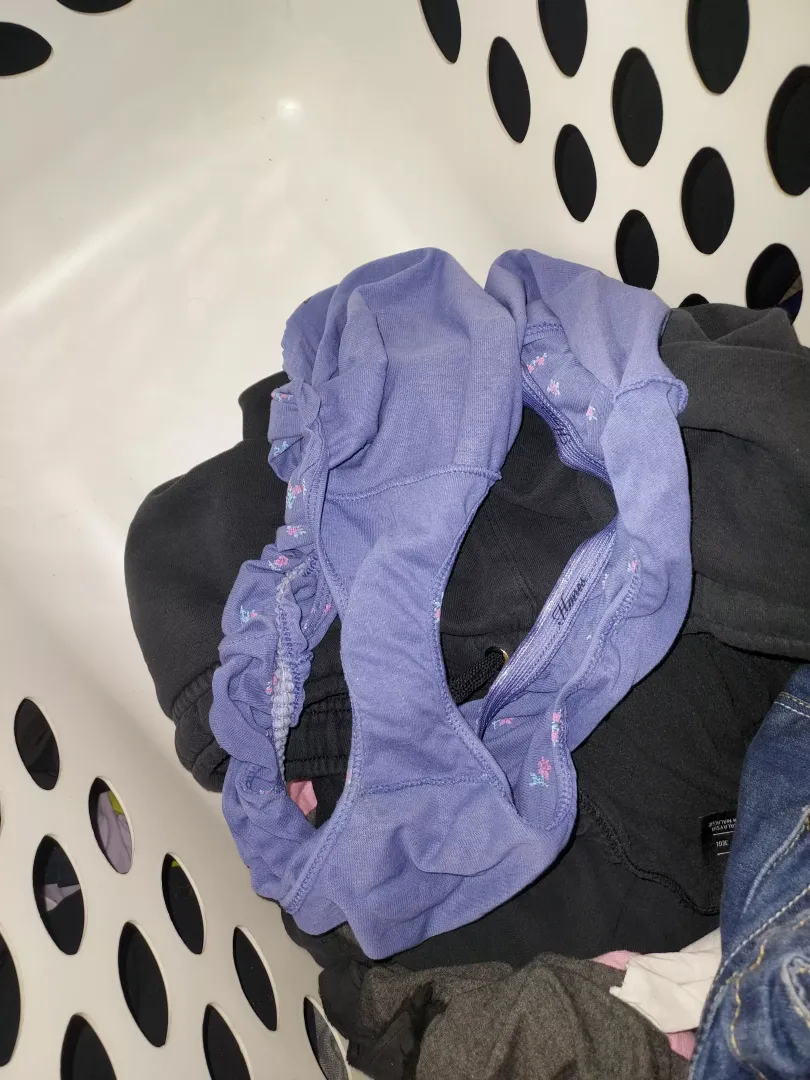 My find this morning....They smell so inviting... posted by Primary_Tank2430