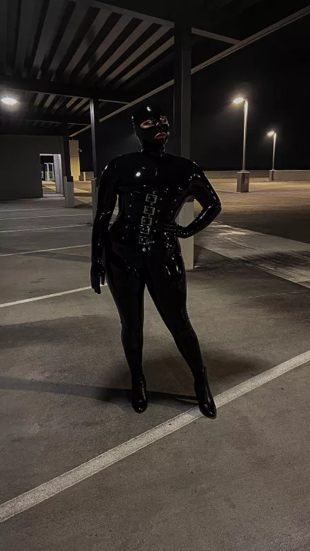 My first outdoor photoshoot what do you think? by double_clone