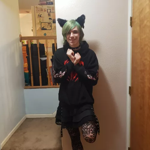 My first photoshoot, I'm very happy with it and wanted to share!! :3 by Thebatq100