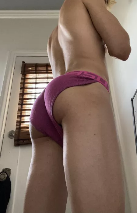 My first pink briefs back side ;) by OliverMeller