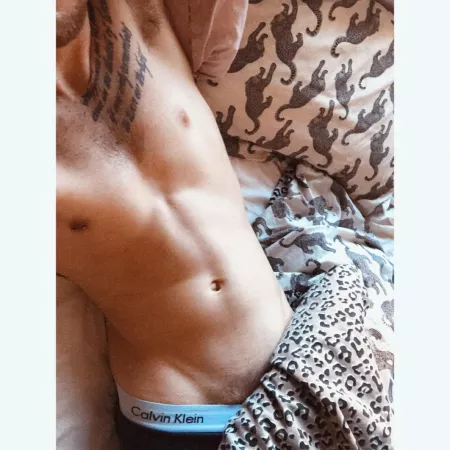 My first post here 🖤 by HexTexh-