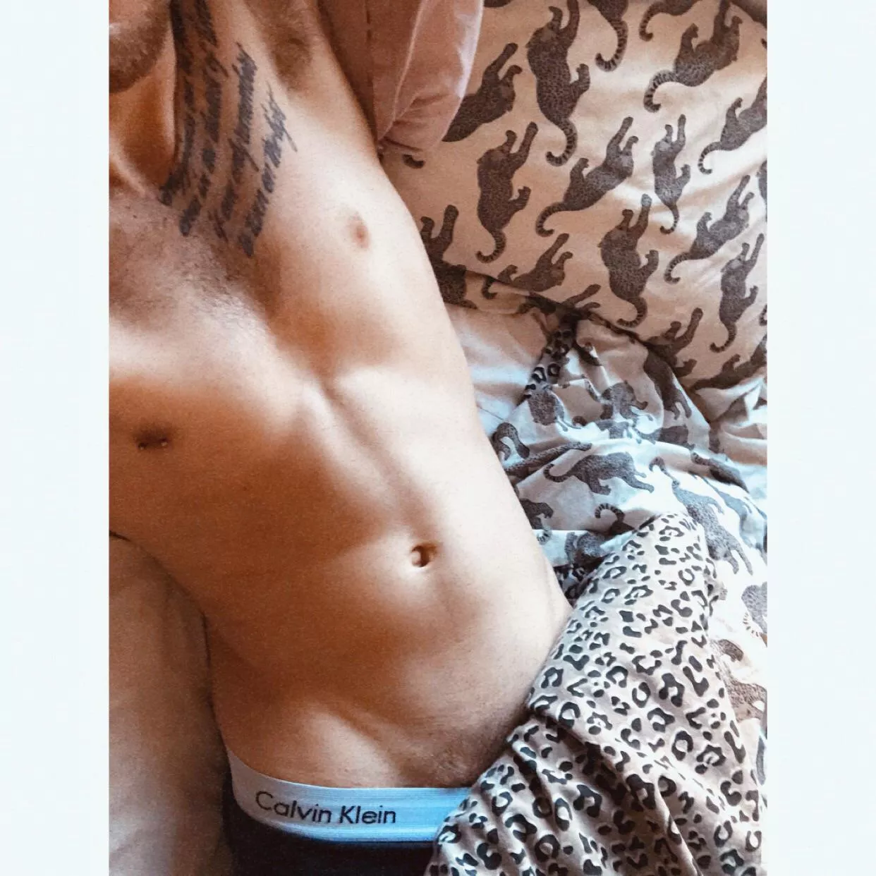 My first post here 🖤 posted by HexTexh-