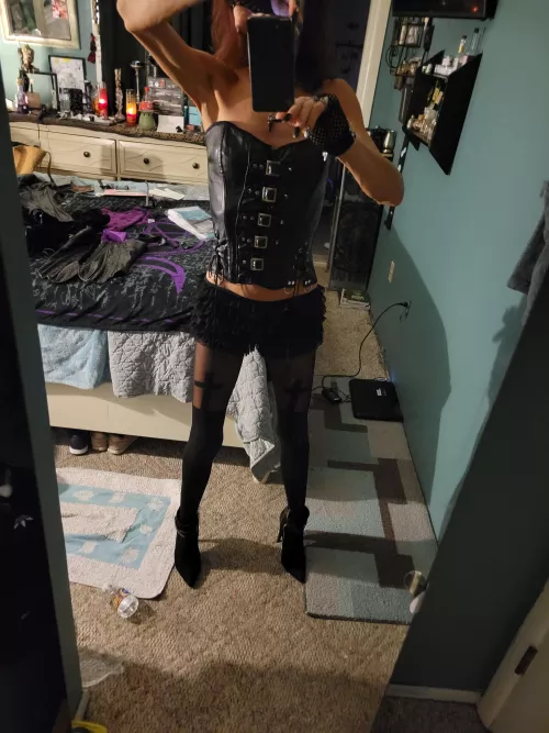 My first post here. Is this shiny enough? by Tvogt1231477