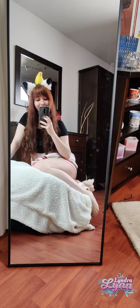 My food is playing with me :( by lyndralynn