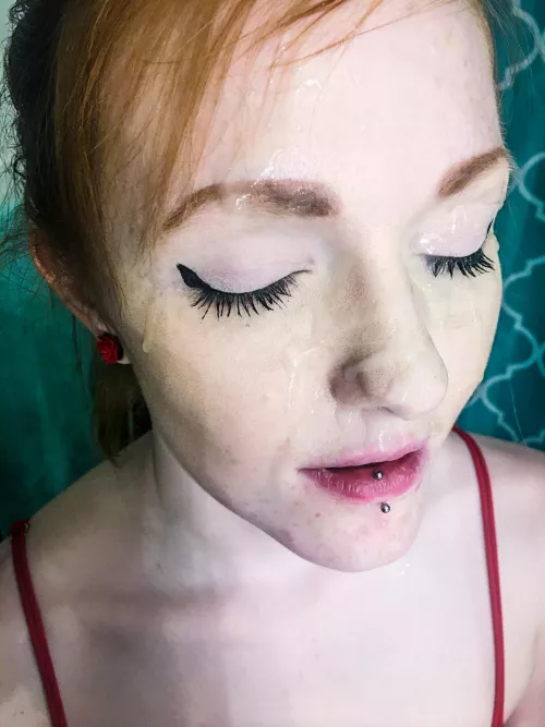 My friend is so nice that he goes a whole day before seeing me without jacking off just because he knows how much I love his huge loads on my face by sub_redhead