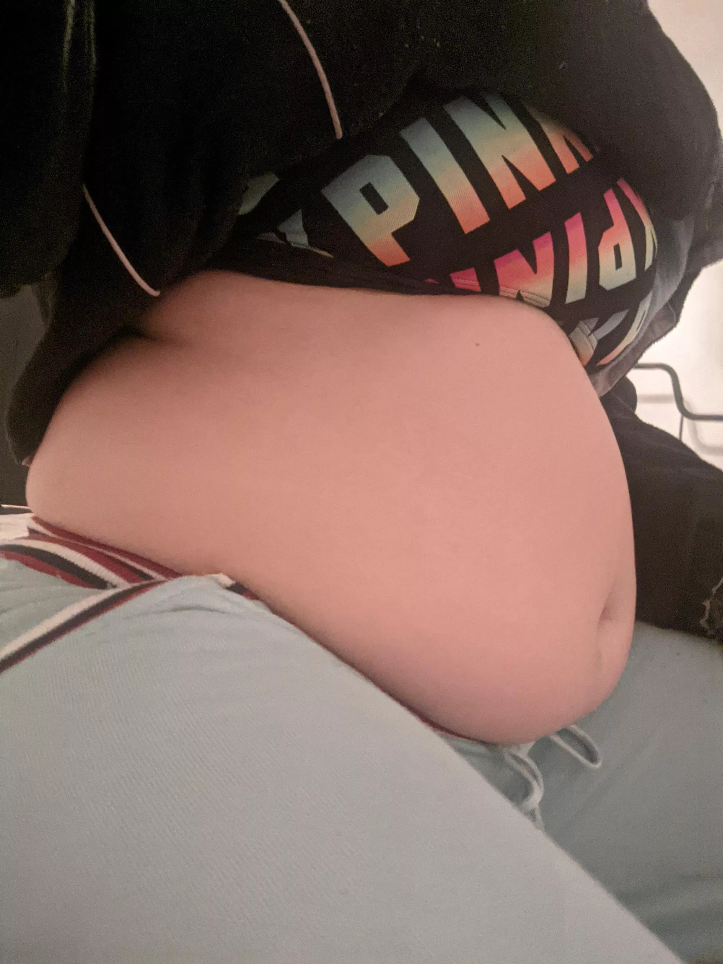 My friend told me today that I'm getting a belly... he's not wrong 😘 posted by AGirlWhoLyks2Eat