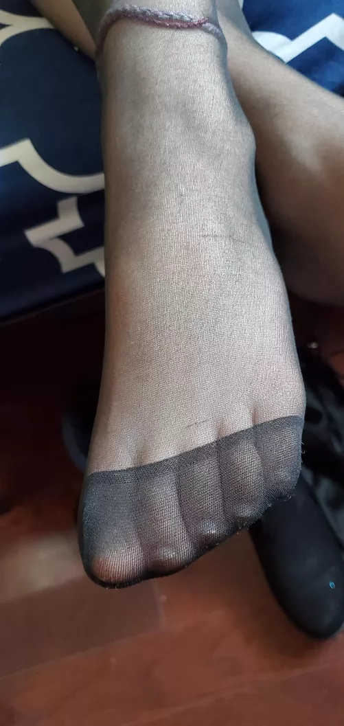 My friend wanted to know if her feet were attractive? Her first time... by SirBumbles