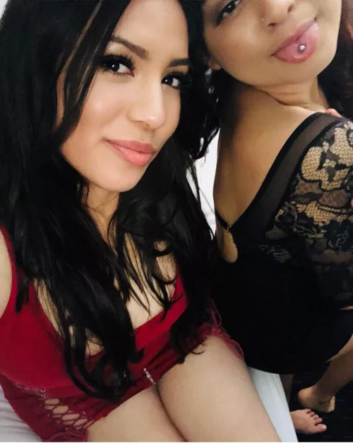 My friend wanted to try out her new tongue ring 😉 by Vernaceei