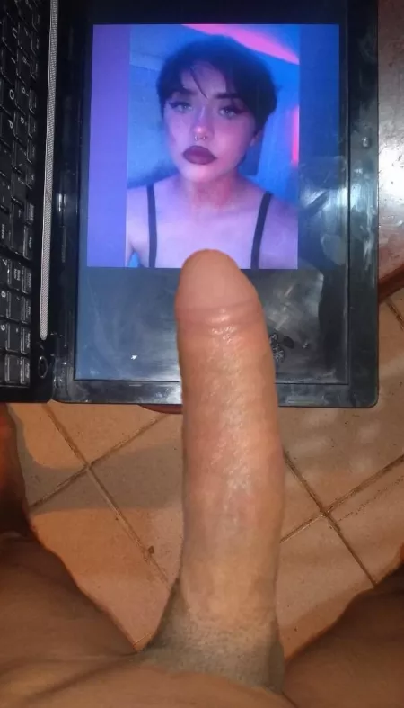 My friend's girlfriend by BugIll8038