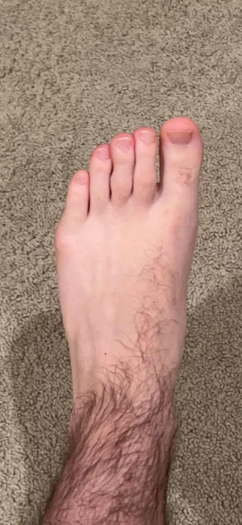 My friend’s stinky feet by [deleted]
