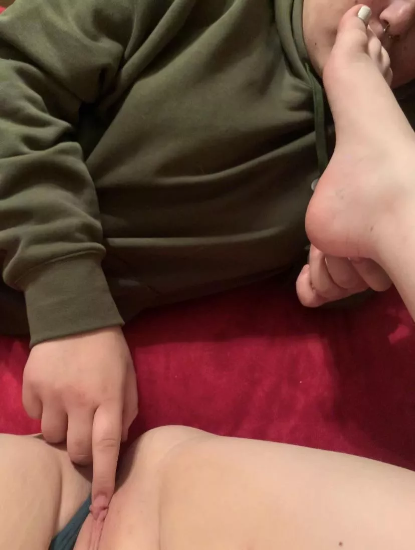 my gf fingering me… plus some feet hope y’all don’t mind lol posted by depressingmftoad
