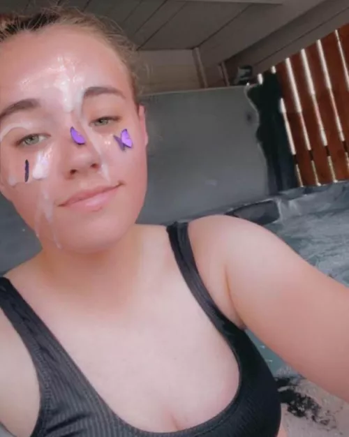 My GF 💕, not my cum 🤣😍😍😍 i was working, she was busy too. 🤣 by henry14141414