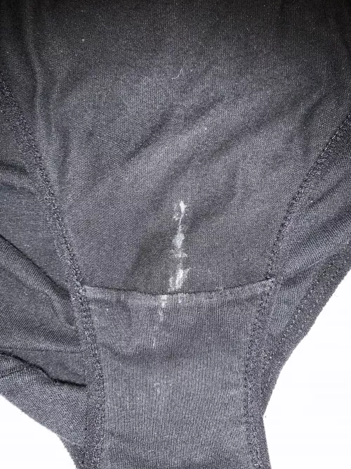 My gf’s panties after 9hr shift. by curledtoes-