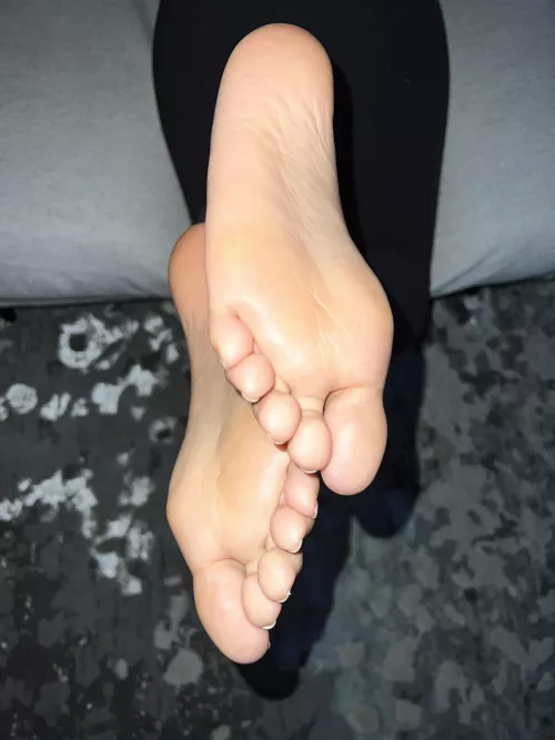 My gf’s soles for you guys. (A tiny peek of her ass too) by thatonlyoneguy
