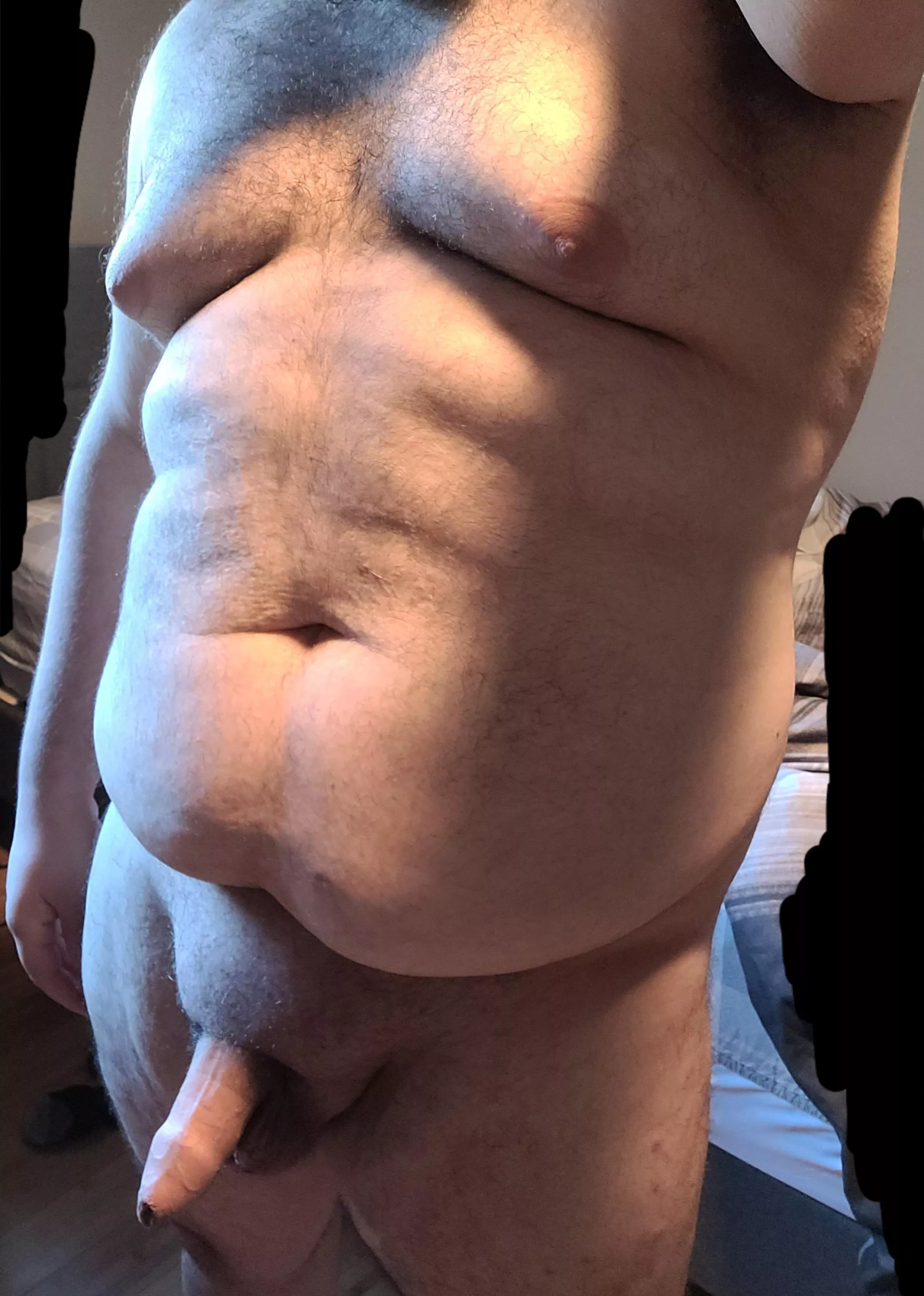 My GILF neighbour straight up saw me take this pic. Looked like she liked what she seen 😂 posted by bigboii9898