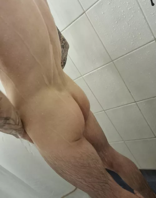 My girl thinks i have a dumpy 😆 by DaddysNewKink