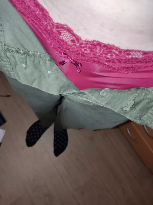 My girlfiend is making me wear panties to work totday so i Will be reminded all day that i am her sissy gurl , so excited 😳🤤 by DutchSissySlut420