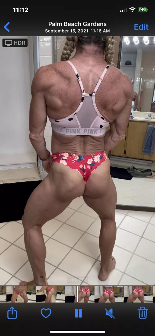 My girls - BacK Shredz by tooBed