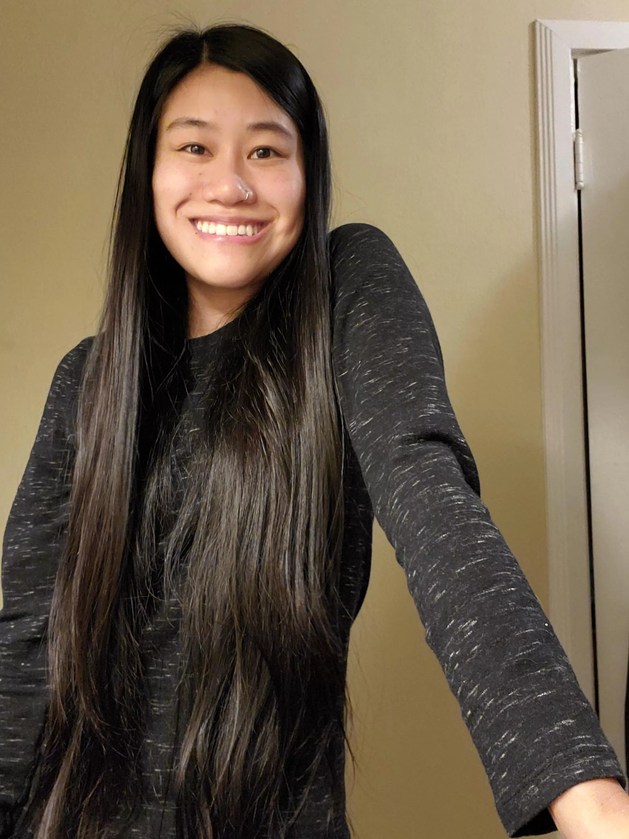 my hair looks nice in this 😁 posted by amaeizing