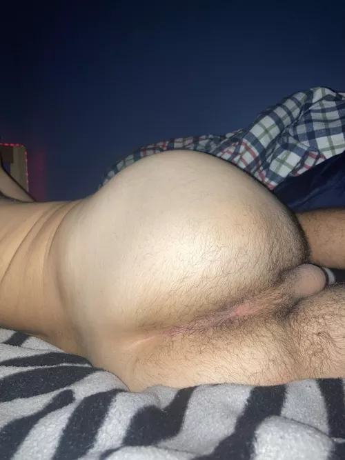 My hole is super tight who wants to destroy it 😜😜 20 by No_Priority_1935
