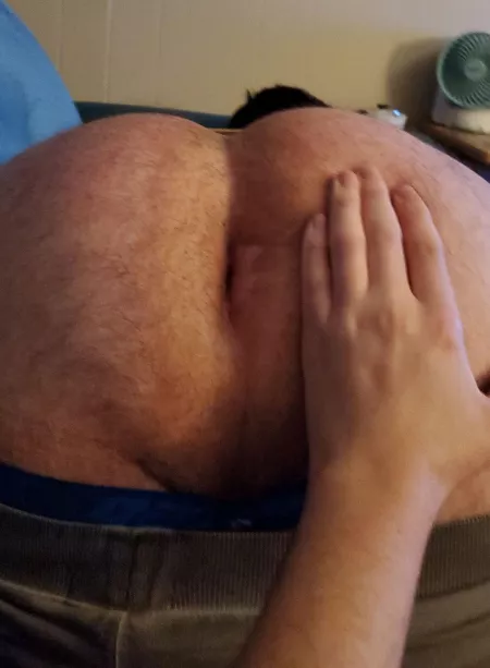 My hole wanted to say hi! 🍑✌🏼 by HighHimbo