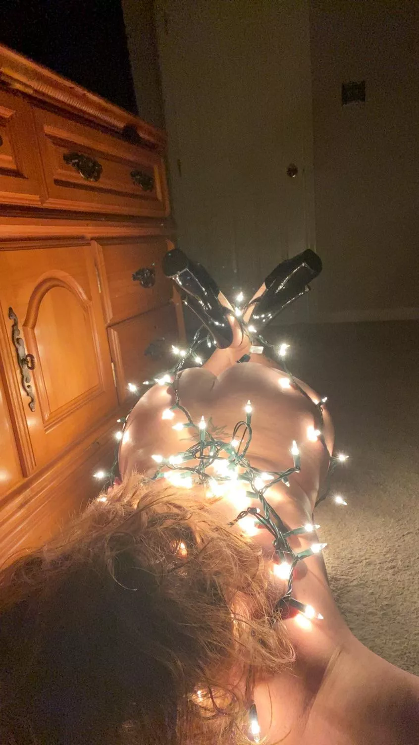 My hubby loves his PAWG wife( and the heels😜).. posted by HotwifeBecca