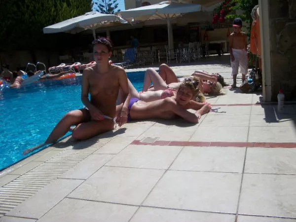 My kind of party by bikinisandstuff