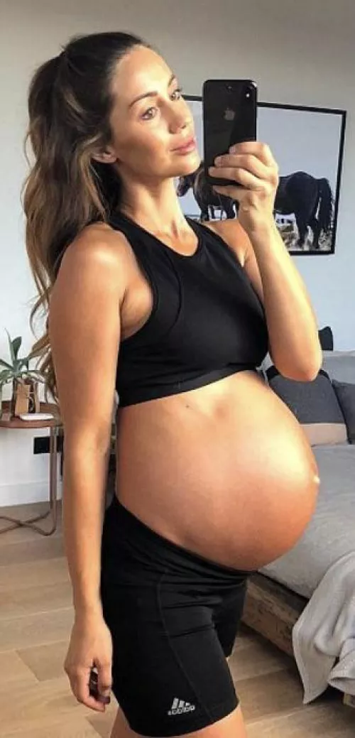 My last post here babes! It was fun! by Fit-Cheek3998