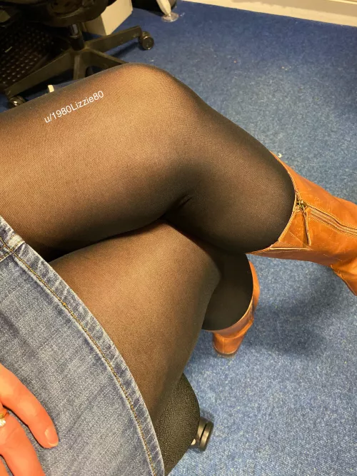 My legs look good in tights by 1980Lizzie80