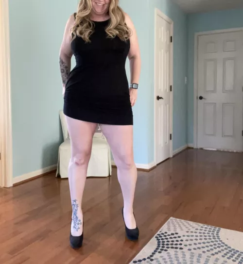 My legs…they love to be spread. by mygoodwetness