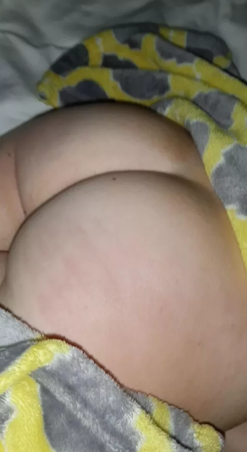 My little 4’11 cheeks by nediarb720